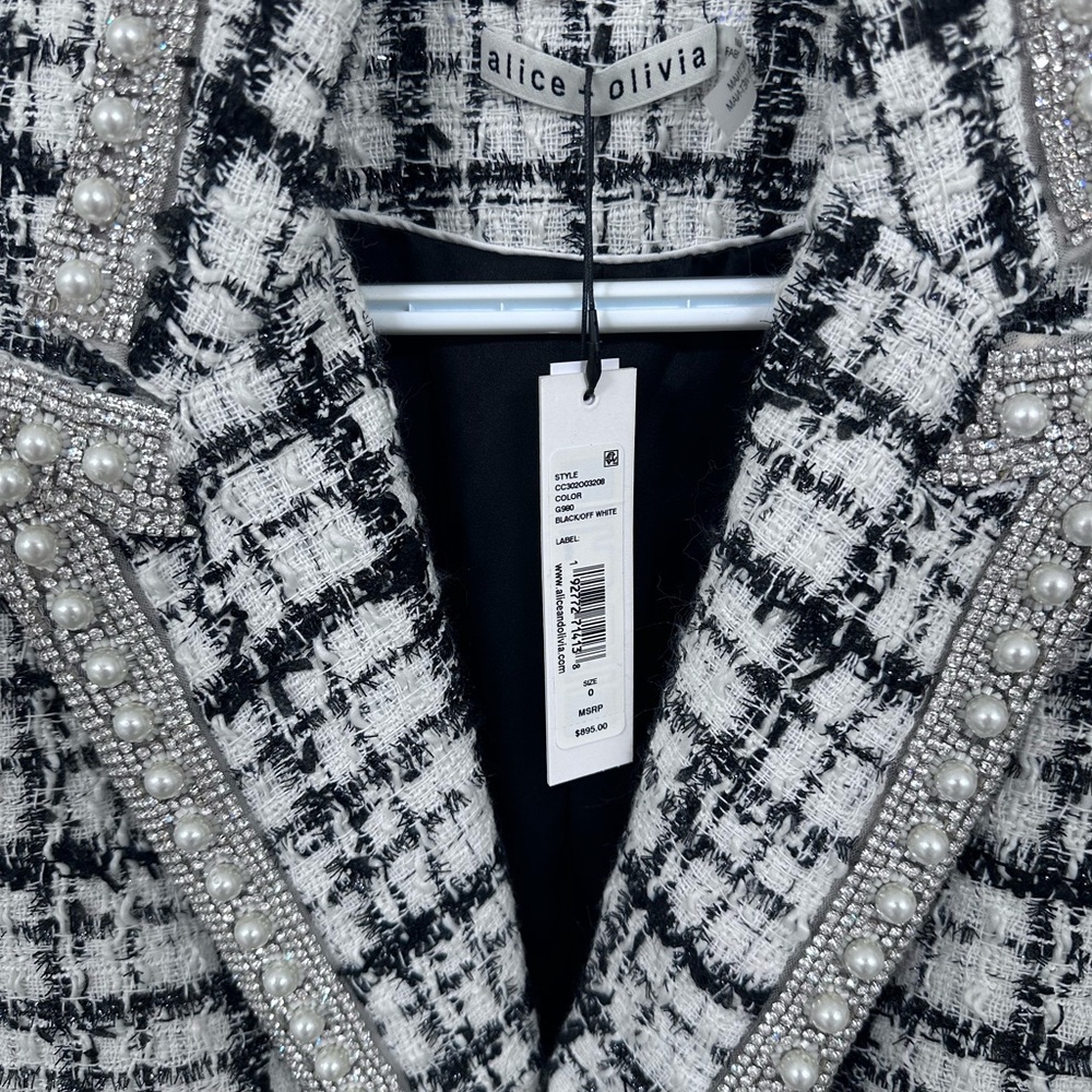 ALICE + OLIVIA 
Brand New Tweed Embellished Justin Blazer size 0 - Picture 5 of 6